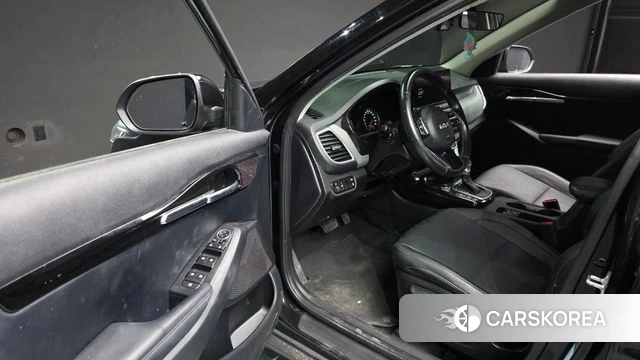 Kia Seltos id 4382541 из Кореи 20