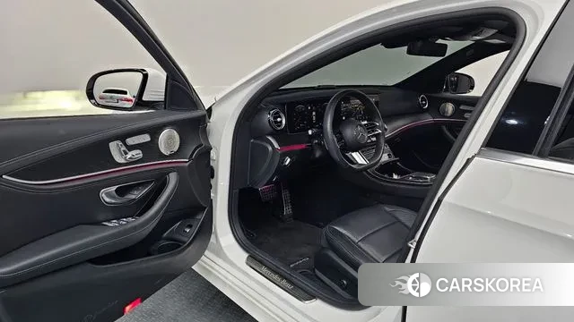 Mercedes-Benz E-Class W213 id 3739842 из Кореи 20