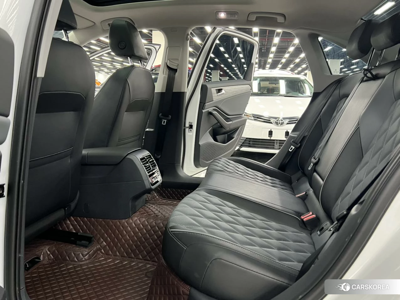 Volkswagen Sagitar id 4452173 из Китая 14