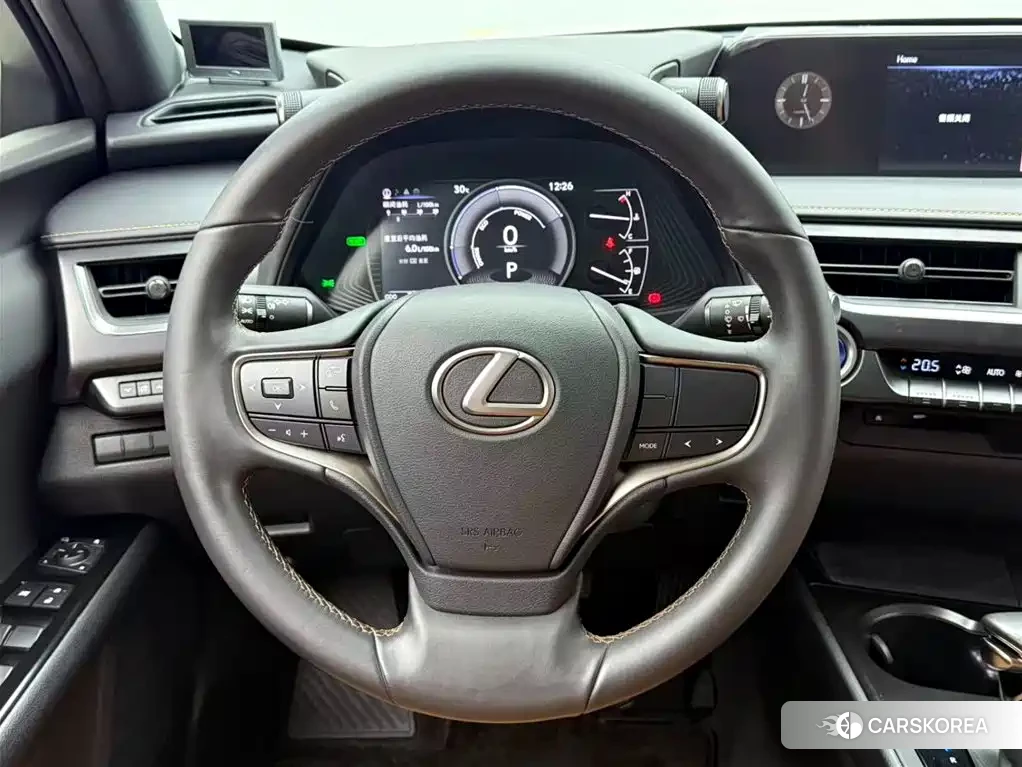 Lexus UX id 4546210 из Китая 17