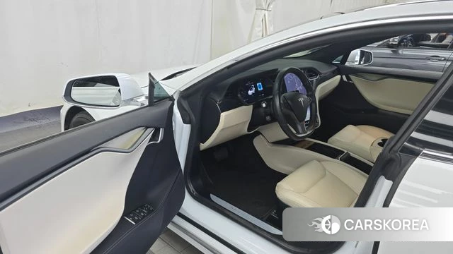 Tesla Model S id 4708160 из Кореи 20