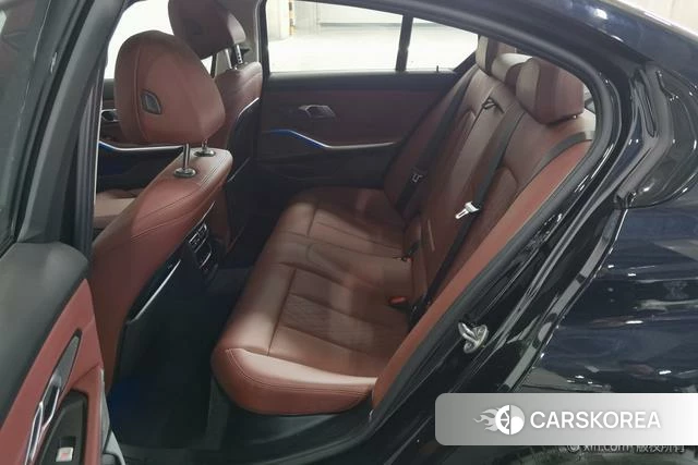 BMW 3 series id 4273125 из Китая 24