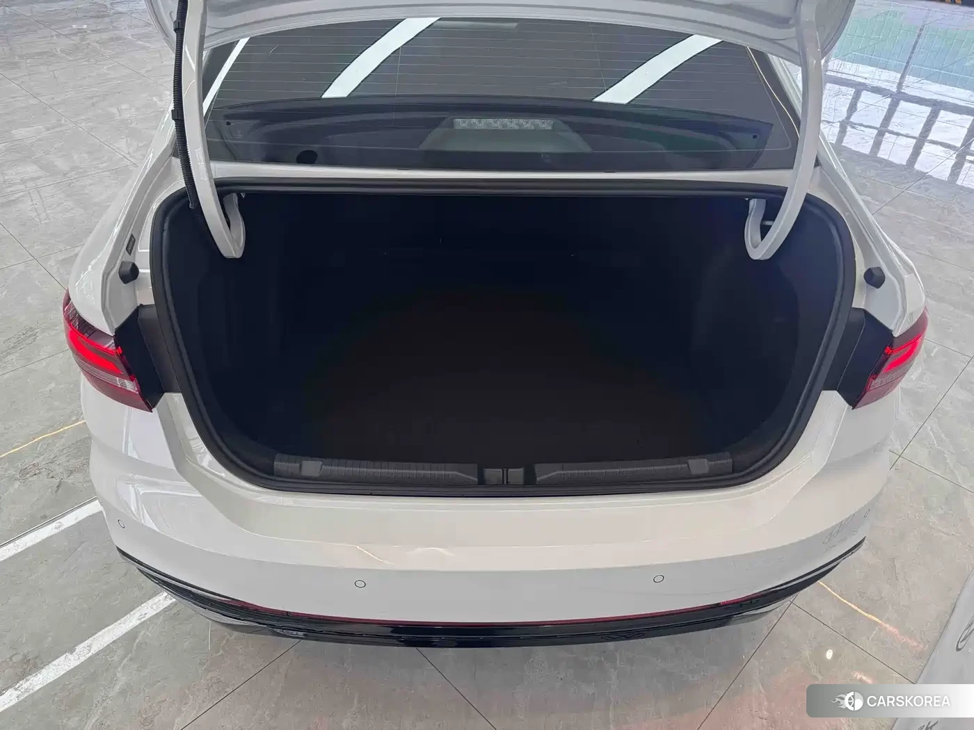 Volkswagen Lavida id 4576319 из Китая 10