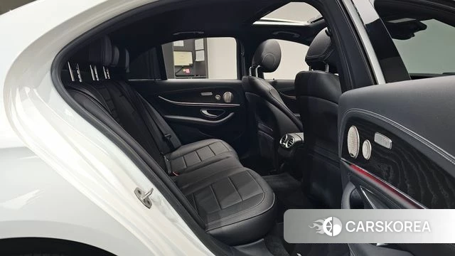 Mercedes-Benz E-Class W213 id 4898445 из Кореи 34