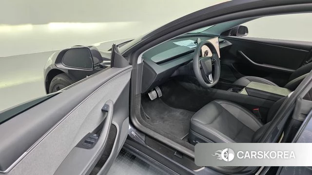 Tesla Model 3 id 4548606 из Кореи 20