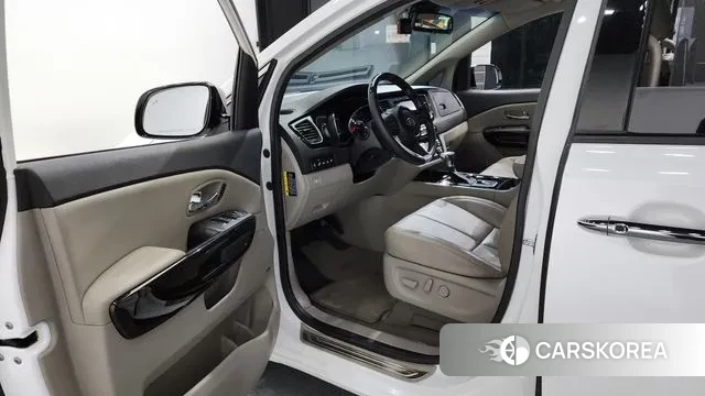 Kia The New Carnival id 2995120 из Кореи 20