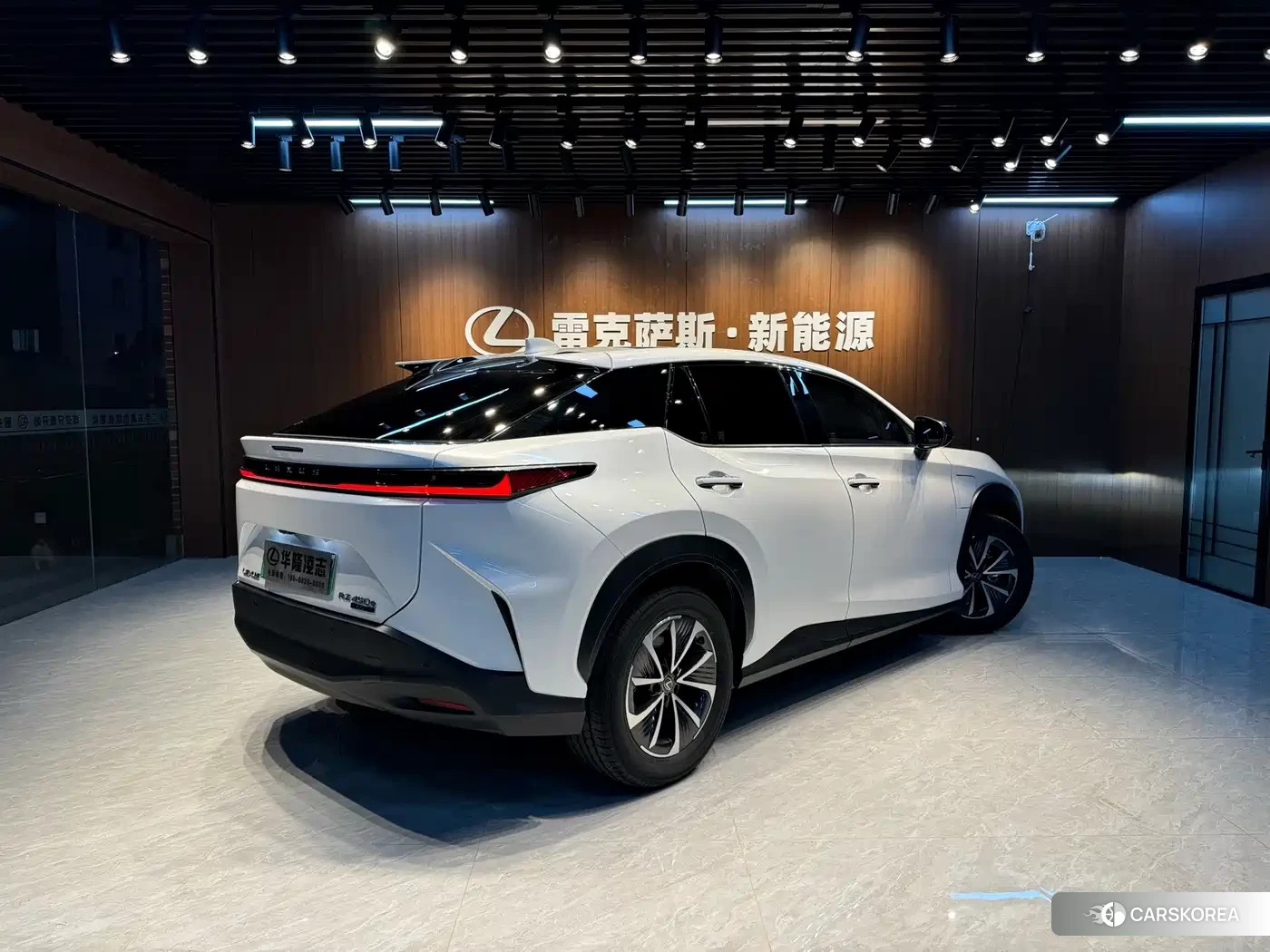 Lexus RZ id 4664434 из Китая 14