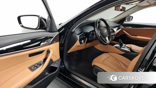 BMW 5 Series (G30) id 3873085 из Кореи 20