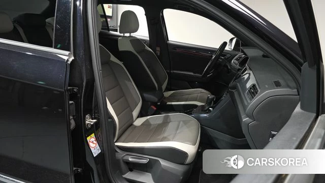 Volkswagen T-Roc id 3839986 из Кореи 20