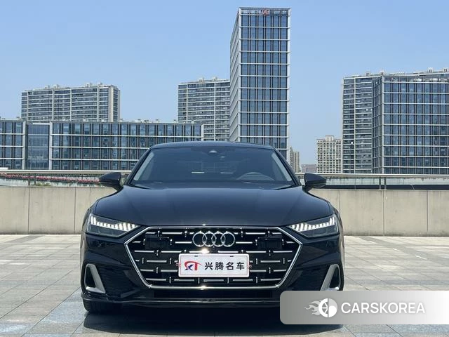 Audi A7L id 4206989 из Китая 16