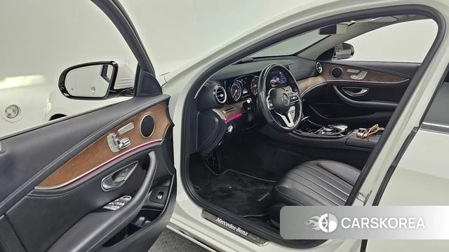 Mercedes-Benz E-Class W213 id 4502258 из Кореи 20