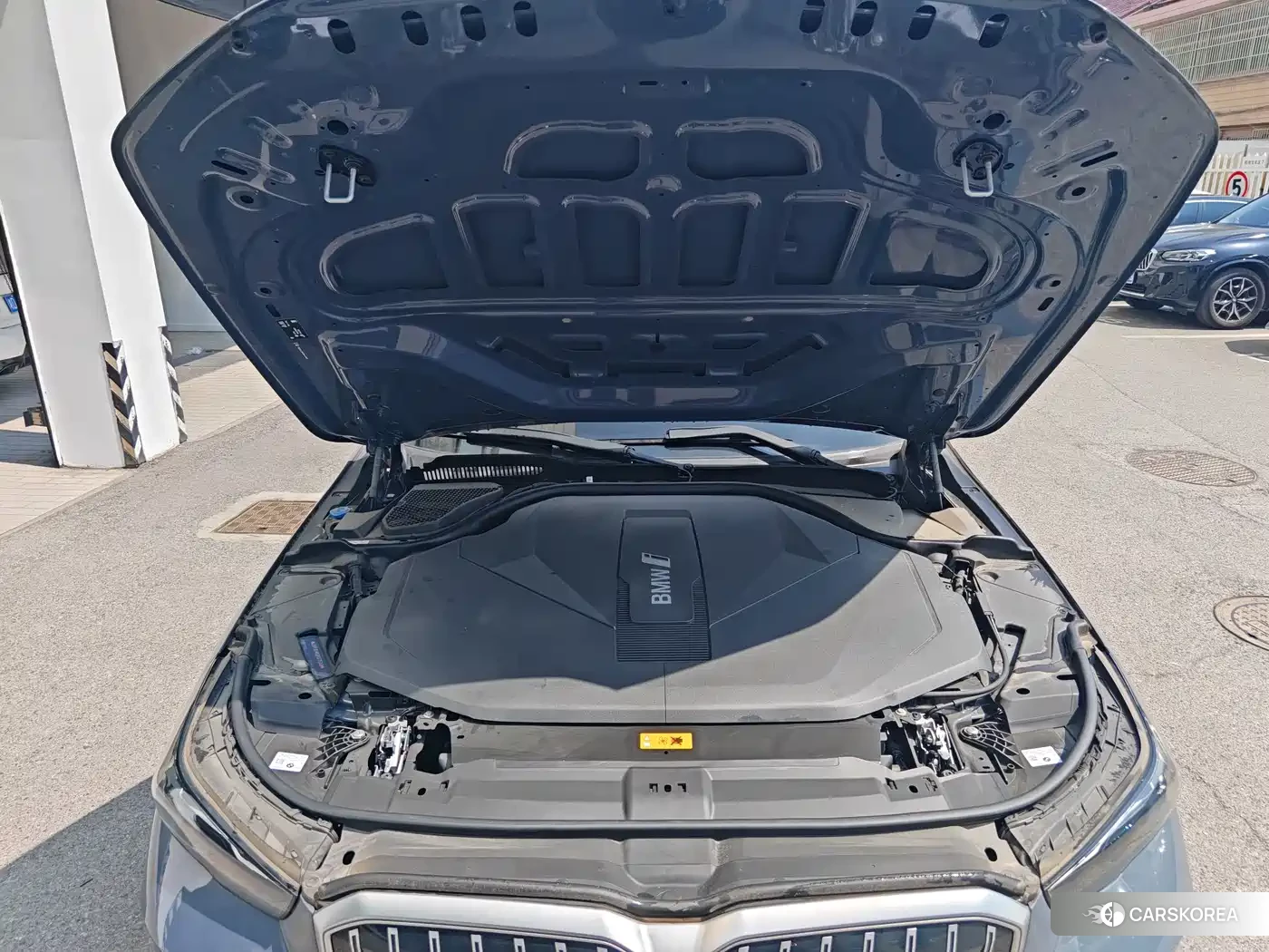 BMW i5 id 4546381 из Китая 14