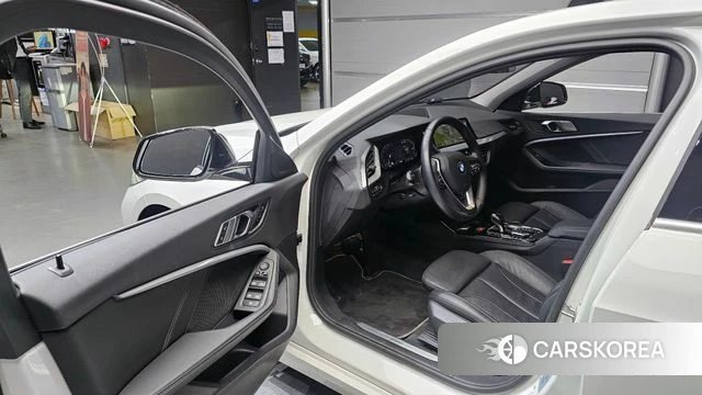 BMW 1 Series (F40) id 3935592 из Кореи 20