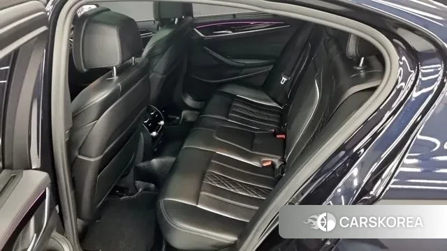 BMW 5 Series (G30) id 3340575 из Кореи 18