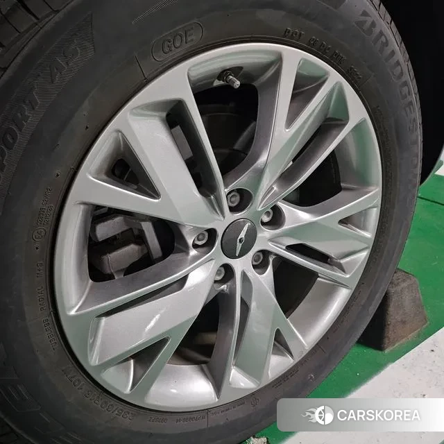 Genesis GV70 id 3425830 из Кореи 11