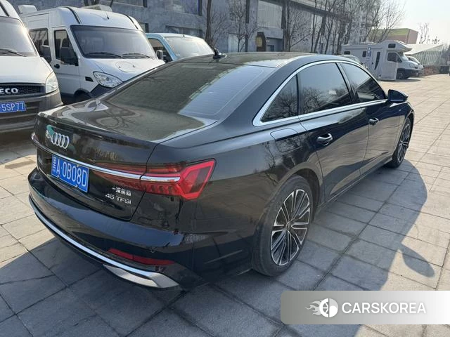 Audi A6L id 4207268 из Китая 10