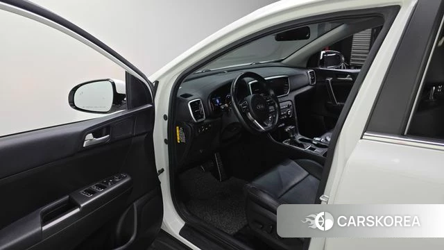 Kia Sportage The Bold id 4662703 из Кореи 30