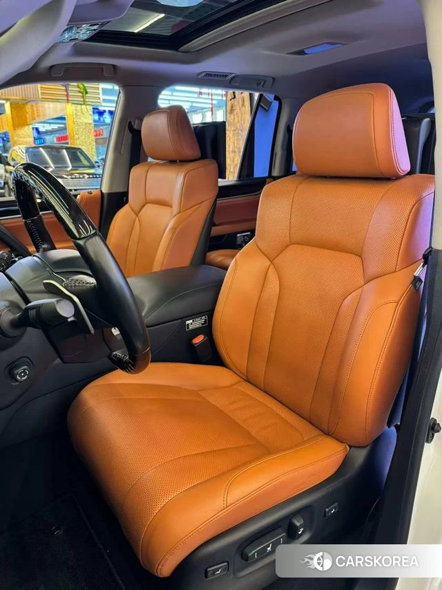 Lexus LX id 4198915 из Китая 10