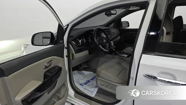 Kia The New Carnival id 4225711 из Кореи 30