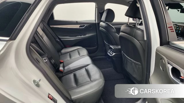 Hyundai The New Grandeur IG Hybrid id 4636906 из Кореи 36