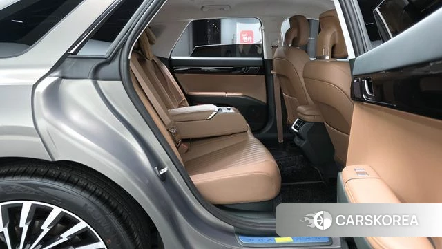 Hyundai Grandeur (GN7) id 4279814 из Кореи 34