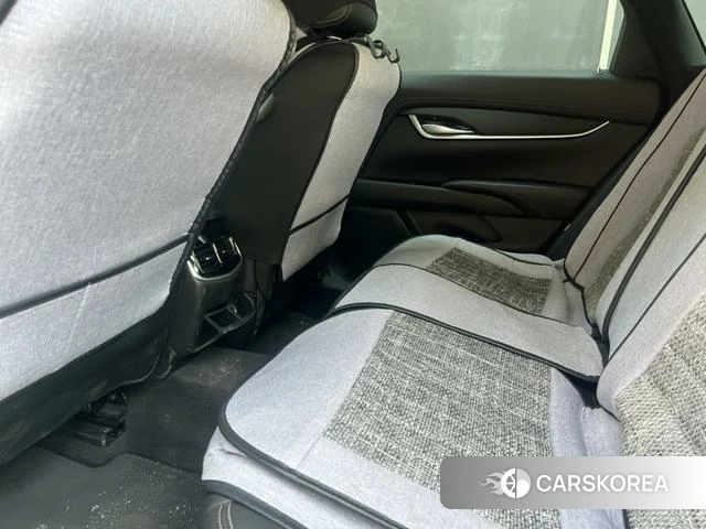 Cadillac XTS id 4216232 из Китая 17