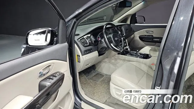 Kia The New Carnival id 2688514 из Кореи 20