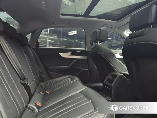 Audi A4L id 4182497 из Китая 21