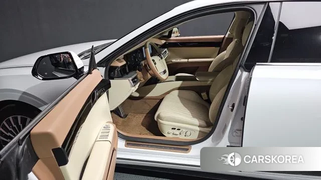 Hyundai Grandeur (GN7) id 3399902 из Кореи 20