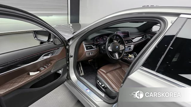 BMW 7 Series (G11) id 4250452 из Кореи 20