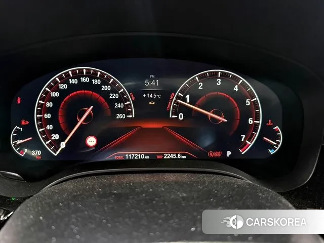 BMW 5 Series (G30) id 3789284 из Кореи 20