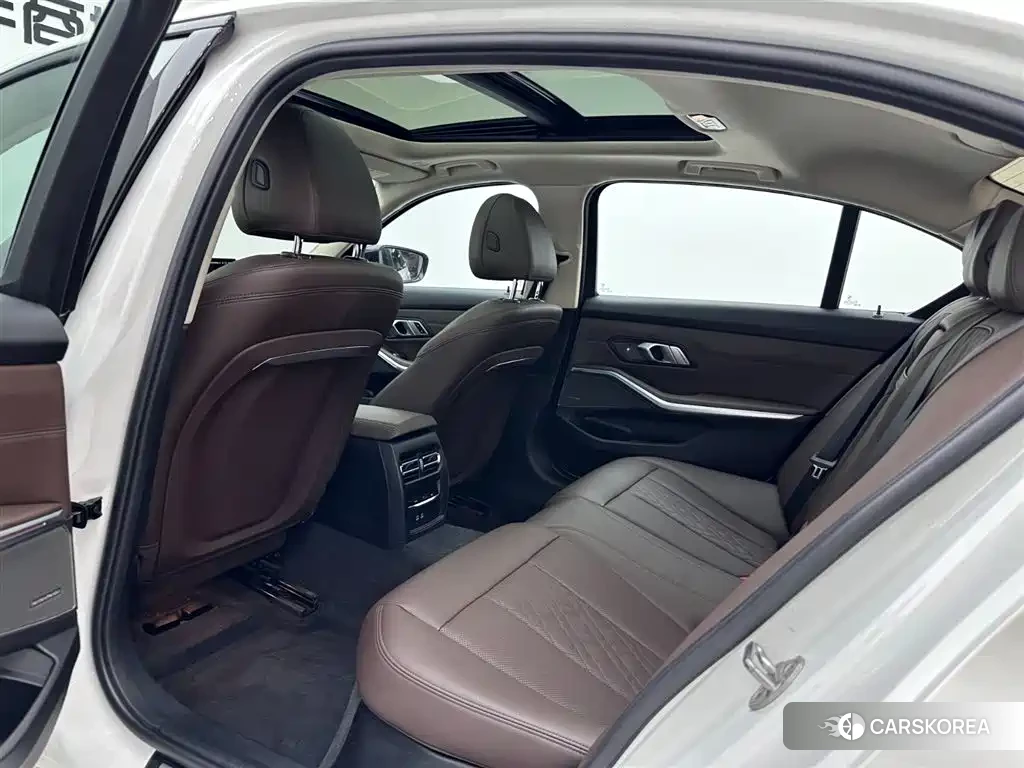 BMW 3 series id 4599600 из Китая 31