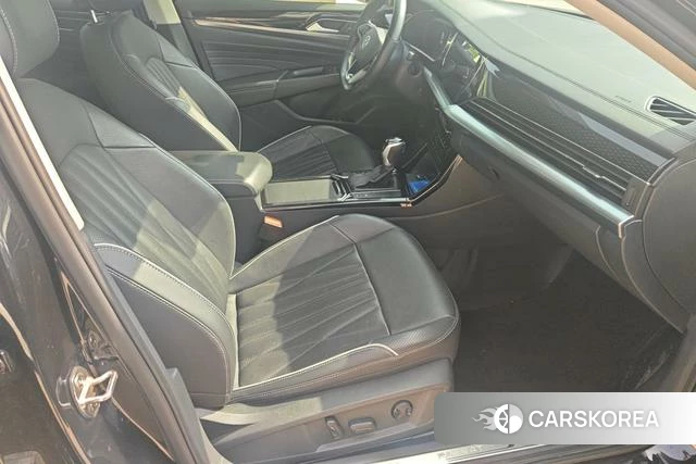 Volkswagen Passat id 4272302 из Китая 17