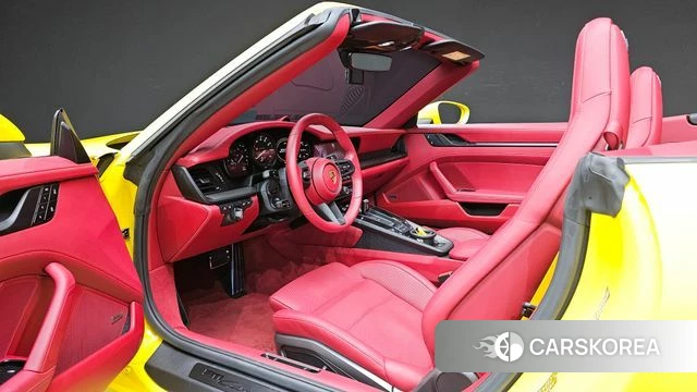 Porsche 911(992) id 4584808 из Кореи 33