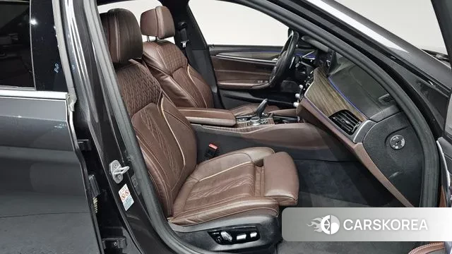 BMW 5 Series (G30) id 3717929 из Кореи 20