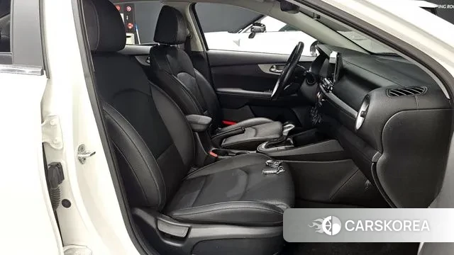 Kia Come New K3 id 3789239 из Кореи 20