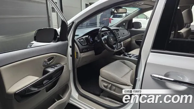 Kia The New Carnival id 2859627 из Кореи 20