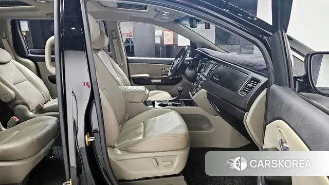 Kia The New Carnival id 3509761 из Кореи 20