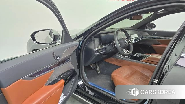 BMW 7 Series (G70) id 4696077 из Кореи 20