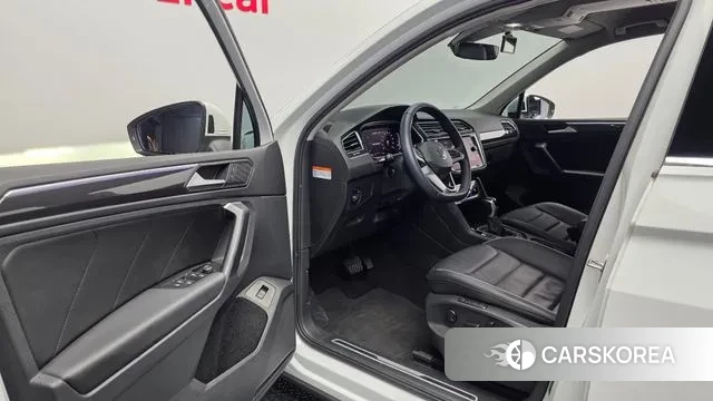 Volkswagen Tiguan second Generation id 3696101 из Кореи 20