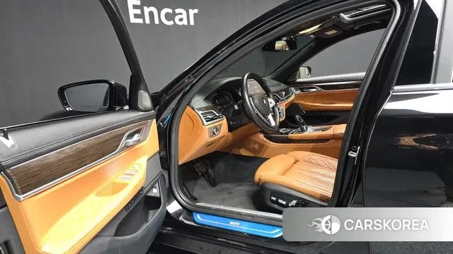 BMW 7 Series (G11) id 3601792 из Кореи 20