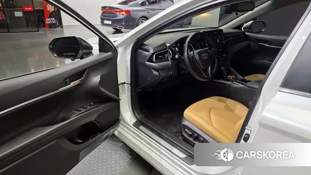 Toyota Camry (XV70) id 3420694 из Кореи 20