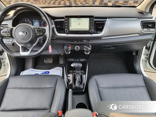 Kia Stonic id 3464897 из Кореи 17