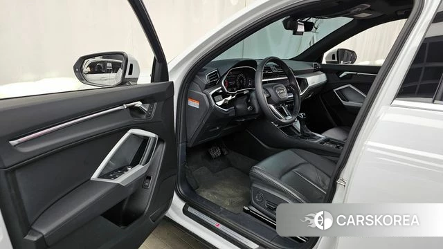 Audi Q3 (F3) id 3883503 из Кореи 20