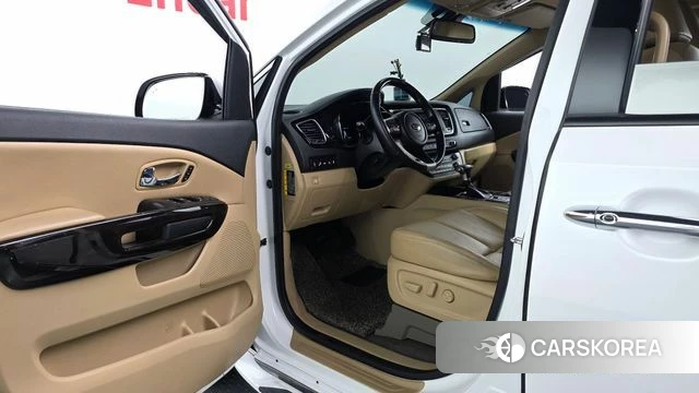 Kia The New Carnival id 4849395 из Кореи 20