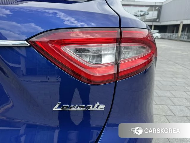 Maserati Levante id 4228480 из Китая 22