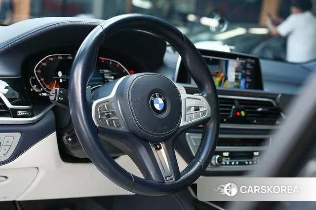 BMW 7 series id 4393490 из Китая 17