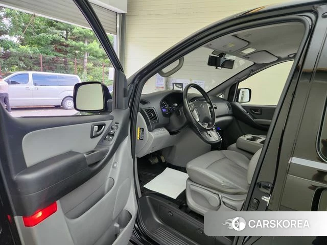 Hyundai The New Grand Starex id 4465706 из Кореи 20