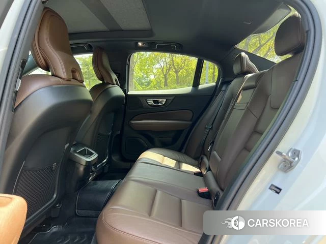 Volvo S60 id 4253818 из Китая 13