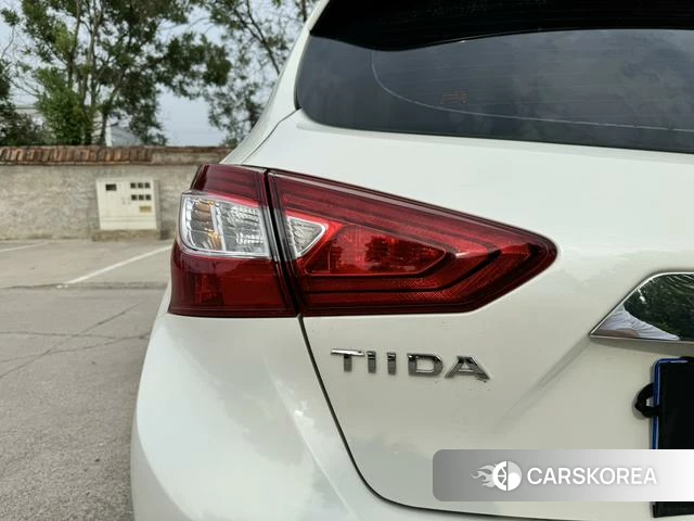 Nissan TIIDA id 4374455 из Китая 21